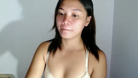 call me maria online show from April 5, 7:55 pm