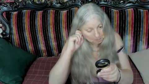 Maria online show from July 5, 10:28 pm