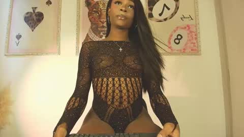 Snapshot of mariablush_ chatting on May 31, 2:57 pm online show from May 31, 2:57 pm