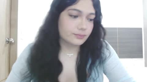 Snapshot of mariabril77 chatting on October 16, 1:56 pm Call me Mara online show from October 16, 1:56 pm