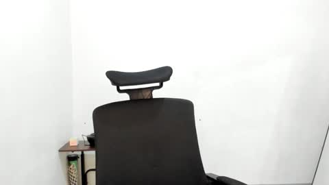 Snapshot of mariacarmi chatting on February 21, 12:11 am mariacarmi online show from February 21, 12:11 am