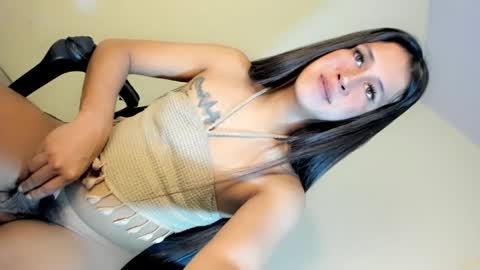 Snapshot of mariahah69 chatting on March 18, 1:03 pm mariahah69 online show from March 18, 1:03 pm