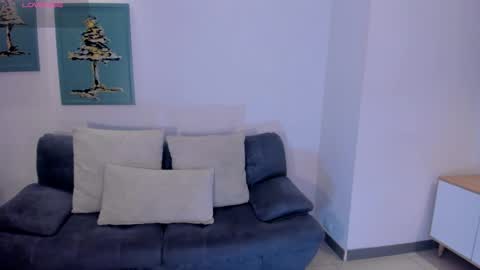 MARIA HERRERA  online show from September 10, 9:26 pm