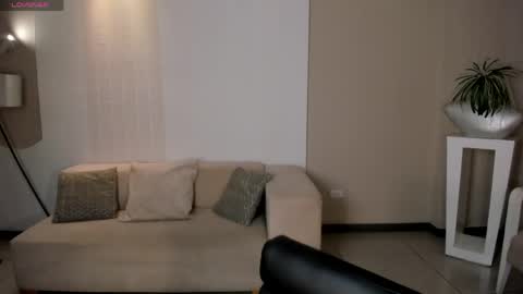 MARIA HERRERA  online show from May 1, 6:12 pm