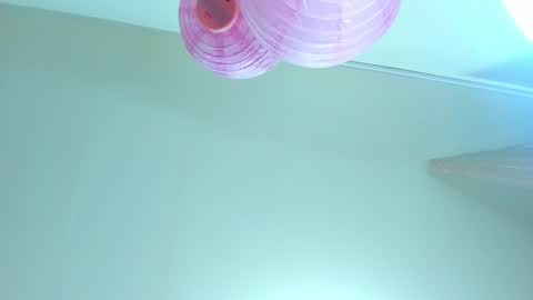 Snapshot of mariam__cute chatting on December 6, 1:18 am online show from December 6, 1:18 am
