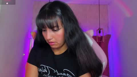 Snapshot of mariam__cute chatting on January 12, 4:50 pm online show from January 12, 4:50 pm