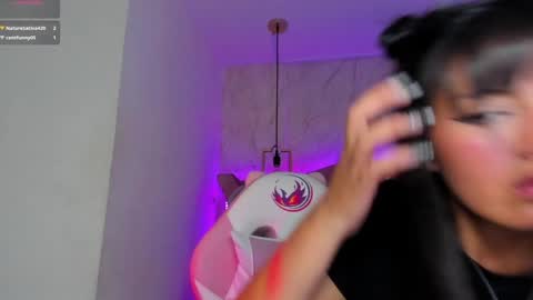 Snapshot of mariam__cute chatting on January 12, 7:53 pm online show from January 12, 7:53 pm