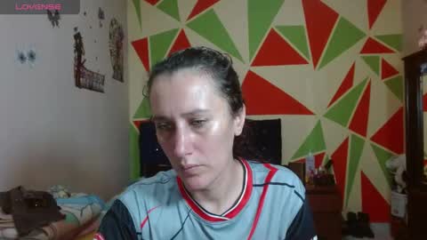 Snapshot of mariam_wish1 chatting on April 18, 12:42 pm mariam_wish1 online show from April 18, 12:42 pm