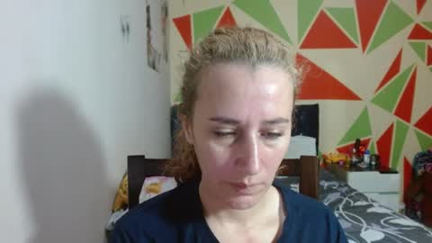 Snapshot of mariam_wish1 chatting on June 25, 4:55 pm mariam_wish1 online show from June 25, 4:55 pm