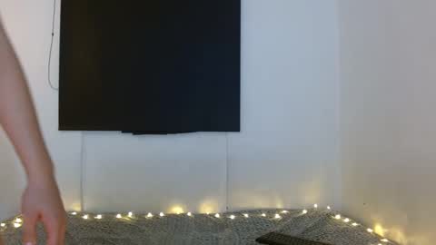 Mariam Calad online show from December 22, 10:28 am