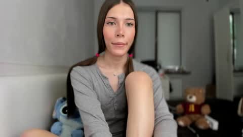 Mariam  online show from May 24, 3:22 am