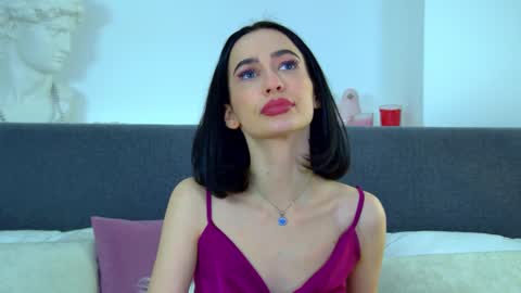 MariaMenson online show from December 8, 12:30 pm
