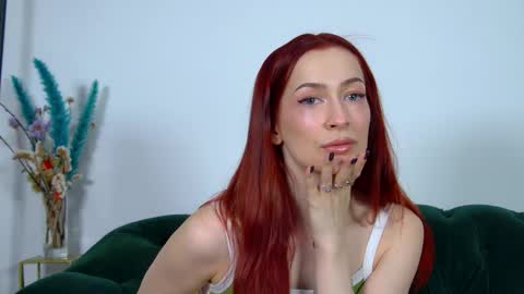MariaMenson online show from May 28, 6:49 pm