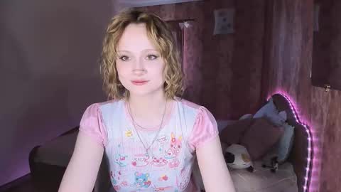 Snapshot of mariamilkis chatting on March 29, 11:10 am Maria online show from March 29, 11:10 am