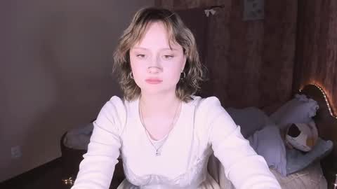 Snapshot of mariamilkis chatting on April 2, 9:45 pm Maria online show from April 2, 9:45 pm