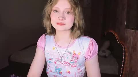 Snapshot of mariamilkis chatting on April 13, 11:10 pm Maria online show from April 13, 11:10 pm