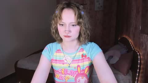 Snapshot of mariamilkis chatting on April 15, 6:37 pm Maria online show from April 15, 6:37 pm