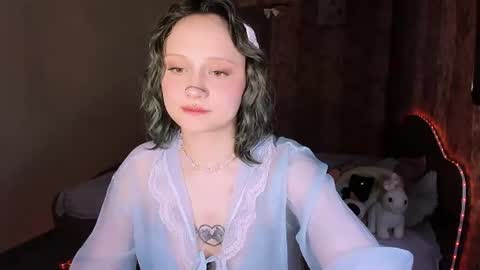 Snapshot of mariamilkis chatting on June 14, 2:24 am Maria online show from June 14, 2:24 am