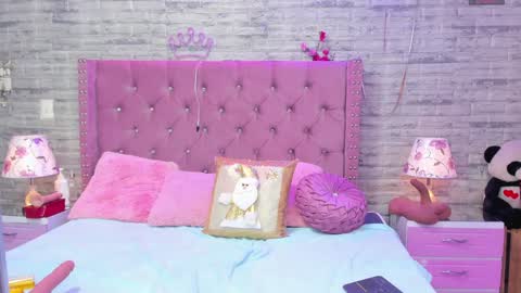 Mariam online show from December 11, 4:28 am