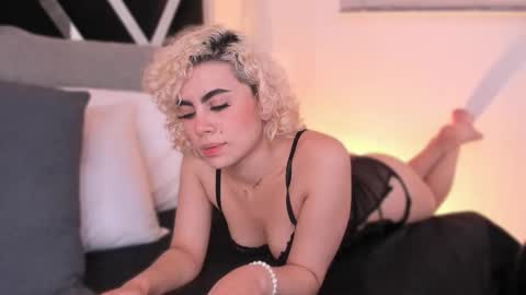 Marian online show from September 18, 2:57 am