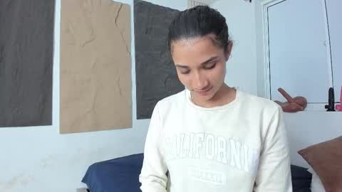 Marian online show from February 6, 11:02 am