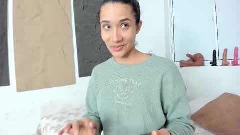 Marian online show from February 24, 11:08 am