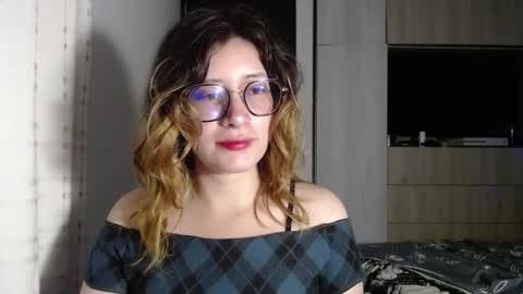 Mariana online show from December 20, 3:00 pm