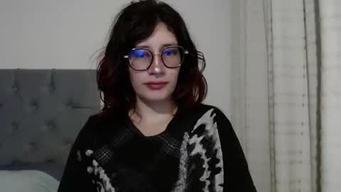 Mariana online show from February 5, 9:50 pm