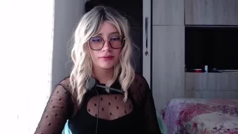 Mariana online show from September 24, 7:06 pm