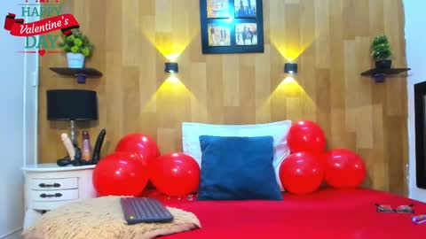 Mariana Angel online show from February 14, 8:15 pm