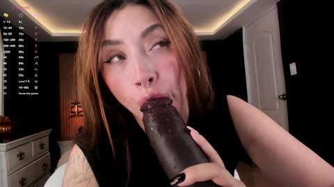 Snapshot of mariana_castro9 chatting on January 27, 3:37 am Mariana Castro online show from January 27, 3:37 am