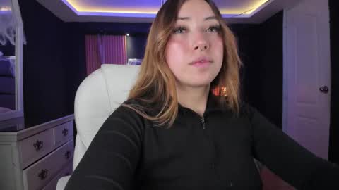 Snapshot of mariana_castro9 chatting on October 31, 3:29 am Mariana Castro online show from October 31, 3:29 am