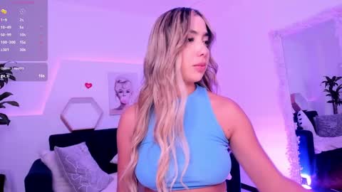 Snapshot of mariana_es chatting on February 8, 12:17 am Mariana online show from February 8, 12:17 am