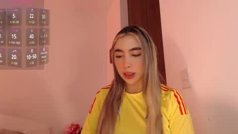 Snapshot of mariana_es chatting on October 5, 6:06 pm Mariana online show from October 5, 6:06 pm