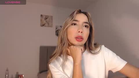 Mariana online show from February 14, 4:48 pm