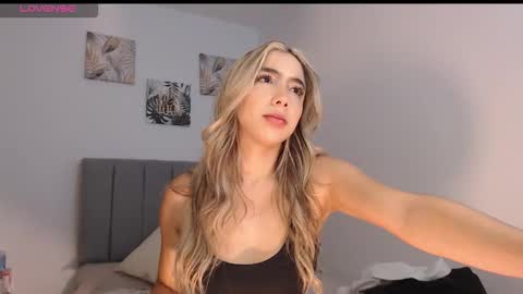 Mariana online show from March 14, 12:39 am