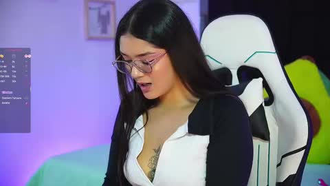 Snapshot of mariana_monroe04 chatting on September 18, 7:05 pm Mariana online show from September 18, 7:05 pm