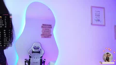 Mariana  online show from October 9, 7:56 pm