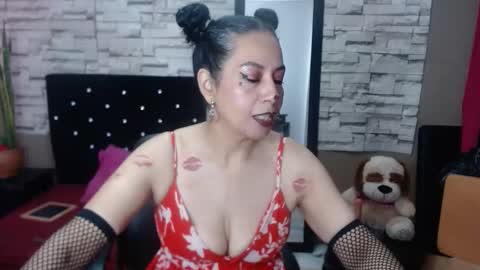 mariana_night online show from October 31, 6:03 am