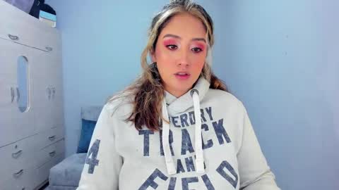    online show from March 6, 3:24 am