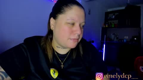 Snapshot of mariana_spellman chatting on May 17, 9:28 am Emely online show from May 17, 9:28 am