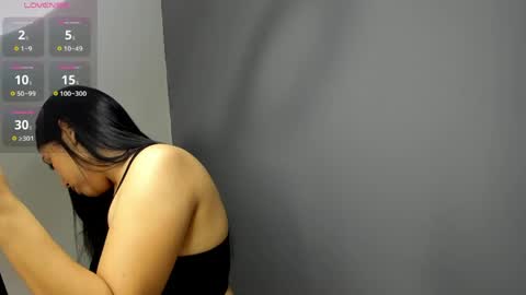 MARIANA Y VALENTINA online show from June 9, 11:33 am