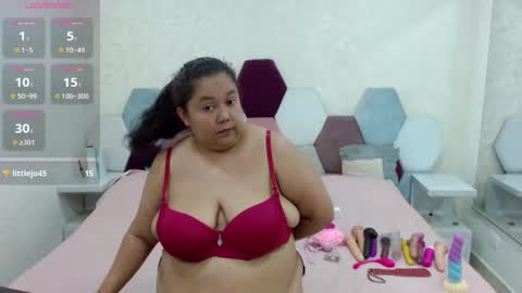 Snapshot of marianabbw_ chatting on February 19, 6:21 pm mariana online show from February 19, 6:21 pm