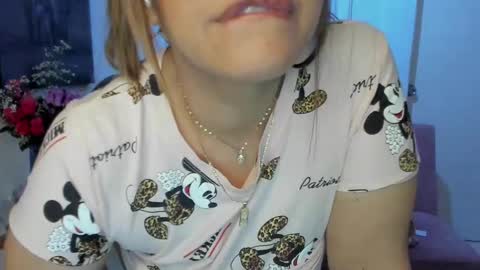 Mariana Lopez online show from February 12, 3:07 am