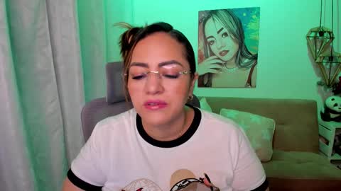 Mariana Lopez online show from November 1, 11:40 pm