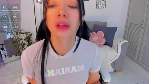 Snapshot of marianasilva__ chatting on October 19, 4:51 pm Mariana Silva online show from October 19, 4:51 pm