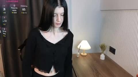 Amelia online show from June 9, 1:06 am