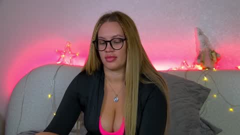 Maria online show from January 11, 6:54 pm