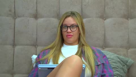 Maria online show from January 18, 1:30 am