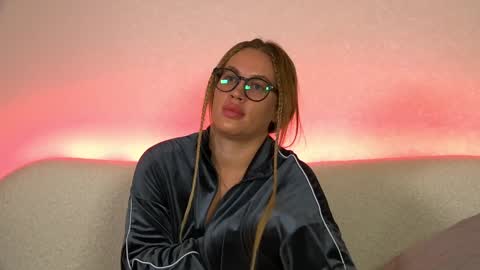 Maria online show from January 22, 3:40 pm